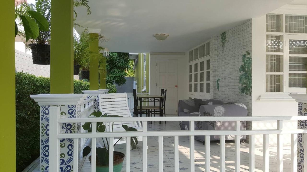 Ferienhaus Little Poolvilla *
